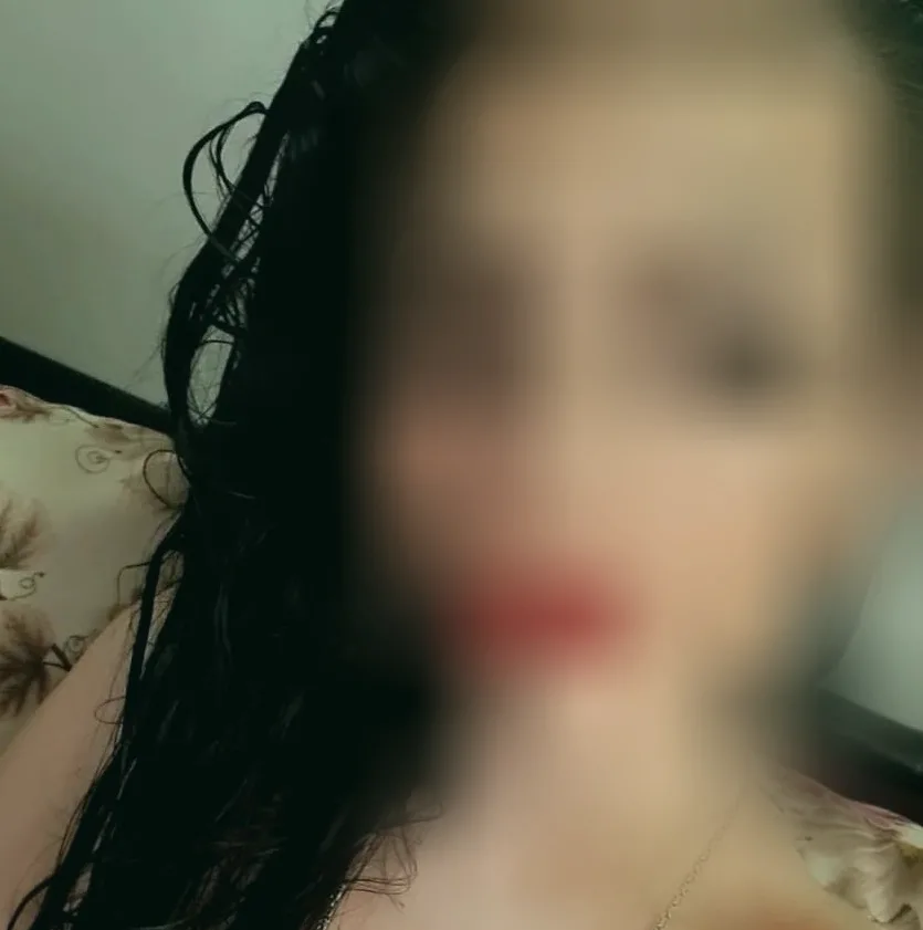 Wendy, 33